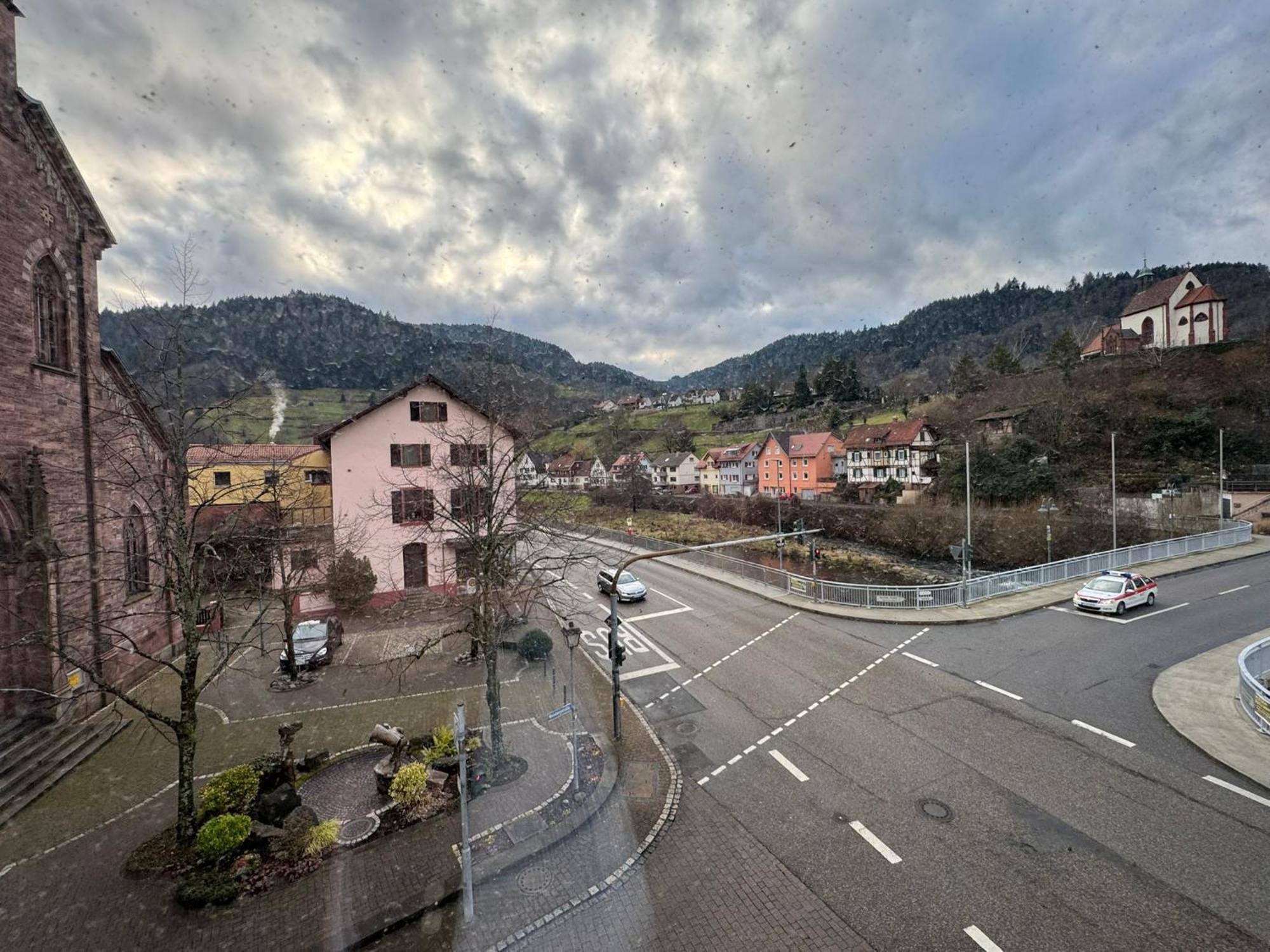 Hotel Gruener Baum - Hotel Im Murgtal, Schwarzwald Weisenbach Εξωτερικό φωτογραφία